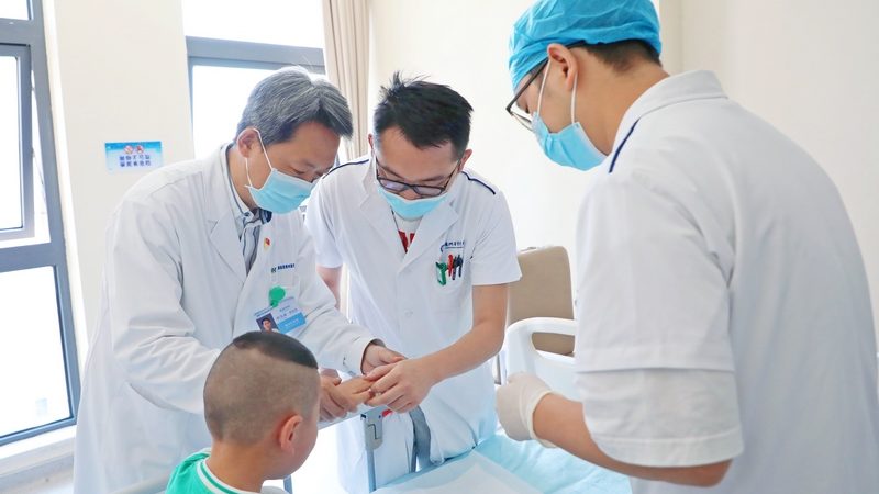掌握推拿手法基本要领，专业培训课助您提升技艺